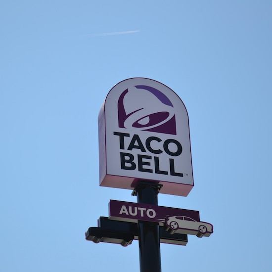 Proyecto de imagen corporativa para Taco Bell